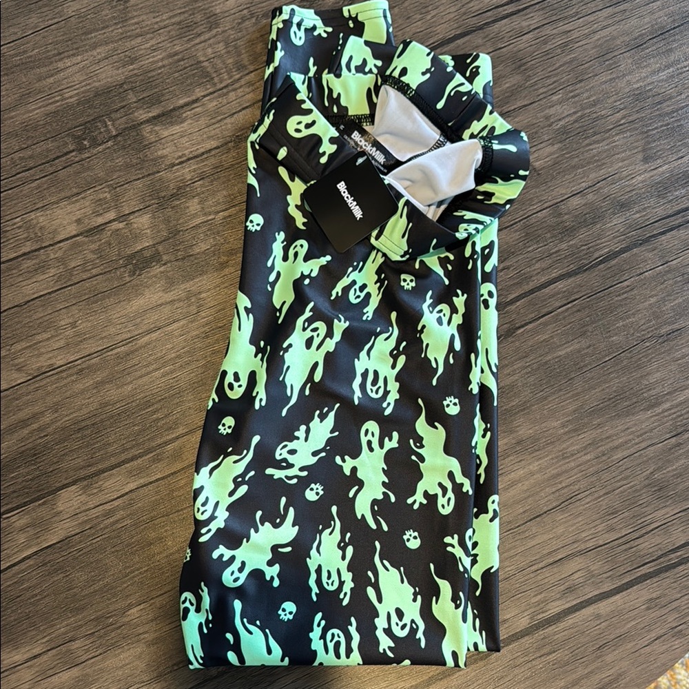 *RARE* Blackmilk black and Green Ghost Print Leggings